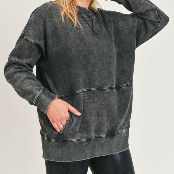 The Luna Pullover-Curvy - Picture 2 of 5